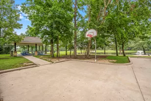 9034 Centennial Dr, Conroe, TX 77384 - Photo 40