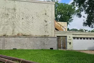 9310 Lugary Dr, Houston, TX 77074 - Photo 18
