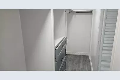 9310 Lugary Drive, Houston, TX 77074 - Photo 14