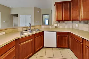 2918 Meridian Bay Ln, League City, TX 77539 - Photo 2
