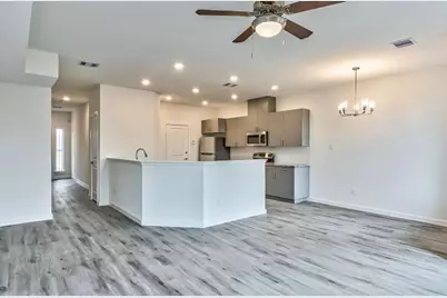 4805 Dig Dug Road #B, Houston, TX 77048 - Photo 4