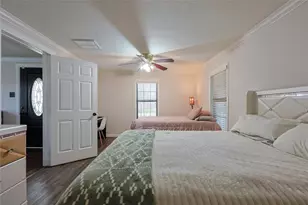 2410 Harris, Baytown, TX 77521 - Photo 10