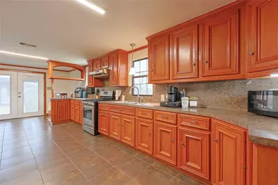 2410 Harris, Baytown, TX 77521 - Photo 16