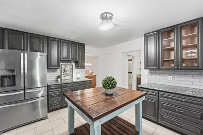 215 Whispering Oaks Drive, Seabrook, TX 77586 - Photo 8