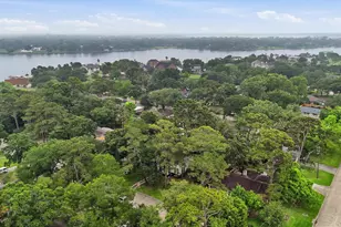 215 Whispering Oaks Dr, Seabrook, TX 77586 - Photo 26