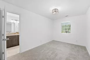 215 Whispering Oaks Dr, Seabrook, TX 77586 - Photo 12