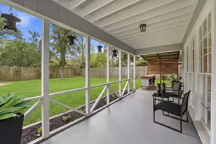 215 Whispering Oaks Dr, Seabrook, TX 77586 - Photo 22