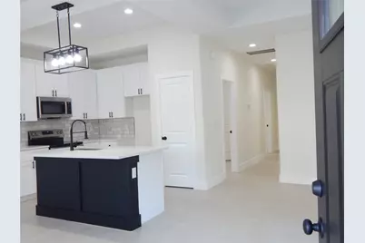 16963 W Juneau, Montgomery, TX 77316 - Photo 2