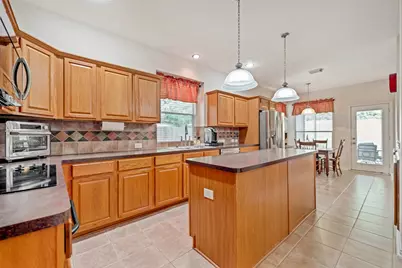 2610 Kimberly Dawn Drive, Conroe, TX 77304 - Photo 6