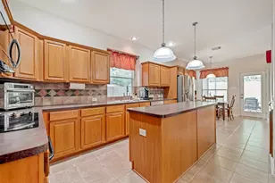 2610 Kimberly Dawn Dr, Conroe, TX 77304 - Photo 6