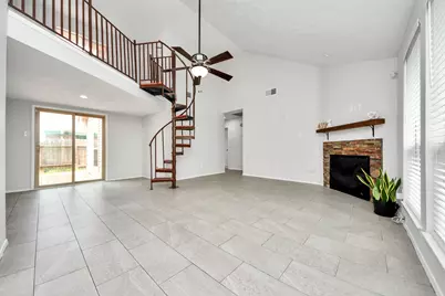 17011 Dusty Mill Drive W, Sugar Land, TX 77498 - Photo 4