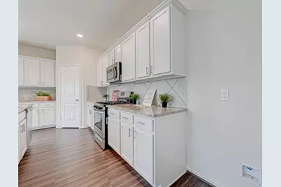 30822 Lake Spur Manor, Fulshear, TX 77423 - Photo 14