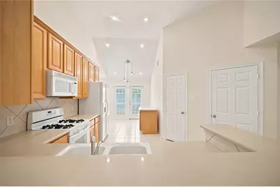 2601 S Broadway Street #8, La Porte, TX 77571 - Photo 10