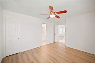 2601 S Broadway St, La Porte, TX 77571 - Photo 22