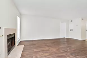 7400 Bellerive Dr, Houston, TX 77036 - Photo 4