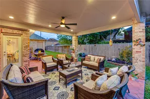14023 Lochshire St, Houston, TX 77077 - Photo 32
