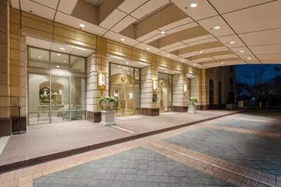 1000 Uptown Park Boulevard #101, Houston, TX 77056 - Photo 34