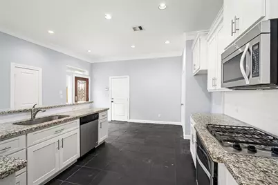 1611 Summer Street #B, Houston, TX 77007 - Photo 10