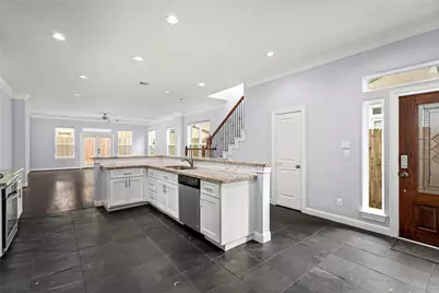 1611 Summer Street #B, Houston, TX 77007 - Photo 2