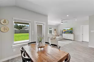 221 Big Springs, Anahuac, TX 77514 - Photo 16