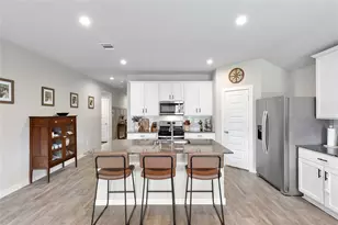 221 Big Springs, Anahuac, TX 77514 - Photo 10