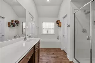 2111 Gilbert Rd, Dickinson, TX 77539 - Photo 18