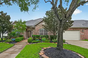9810 Aubrey Hills Ln, Katy, TX 77494 - Photo 4
