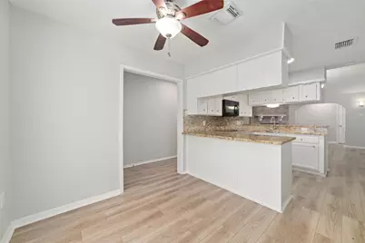 12207 Plumpoint Drive, Houston, TX 77099 - Photo 6