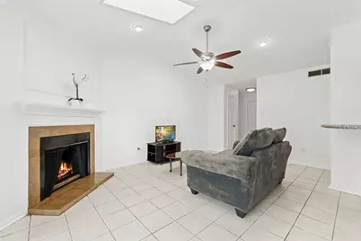 2120 El Paseo Street #2206, Houston, TX 77054 - Photo 4