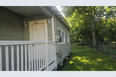 4520 Falls Street, Houston, TX 77026 - Photo 2