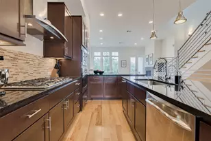 5429 Hidalgo St, Houston, TX 77056 - Photo 10