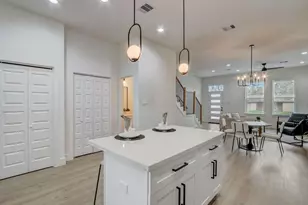 1217 Dewalt St, Houston, TX 77088 - Photo 10
