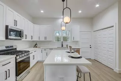 1217 Dewalt Street, Houston, TX 77088 - Photo 12