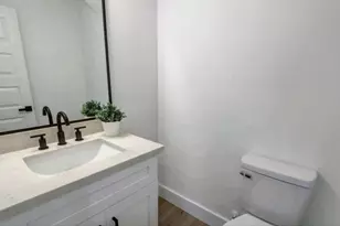 1217 Dewalt St, Houston, TX 77088 - Photo 14