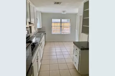 8318 Greenbush Street, Houston, TX 77025 - Photo 6
