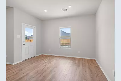 2514 N Heritage Drive, Dayton, TX 77535 - Photo 8