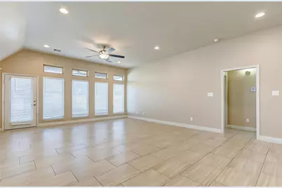 9811 Joyce Drive, Iowa Colony, TX 77583 - Photo 6