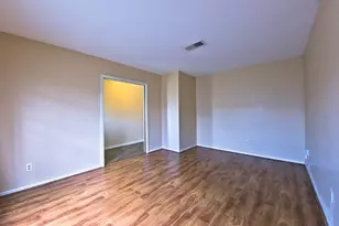 8234 Misty Vale Ln, Houston, TX 77075 - Photo 10