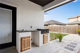 3925 Karo Dr, Corpus Christi, TX 78414 - Photo 28