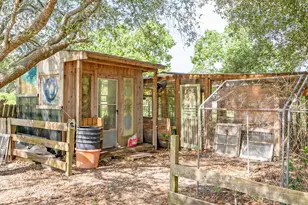 1373 Cr 214 Williams Rd, Bay City, TX 77414 - Photo 6