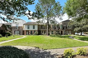 1808 Saxony Ln, Houston, TX 77058 - Photo 2