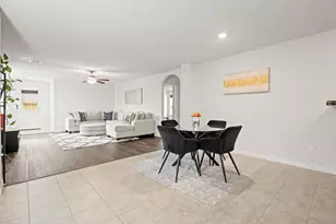 6214 El Topacio Dr, Houston, TX 77048 - Photo 6