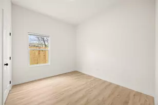 9709 Pelsey St, Houston, TX 77029 - Photo 10