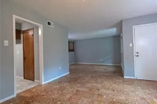 11712 S Kirkwood Rd, Houston, TX 77477 - Photo 14