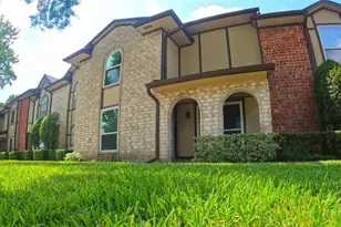 11712 S Kirkwood Rd, Houston, TX 77477 - Photo 2