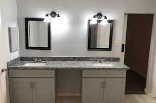 14103 Royal Hill Dr, Houston, TX 77083 - Photo 10