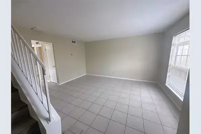 6518 S Briar Bayou Drive, Houston, TX 77072 - Photo 6