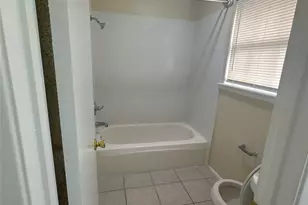 6518 S Briar Bayou Dr, Houston, TX 77072 - Photo 14