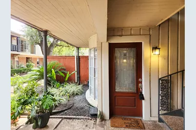 2575 Marilee Lane #1, Houston, TX 77057 - Photo 2