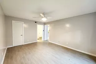 2575 Marilee Ln, Houston, TX 77057 - Photo 10